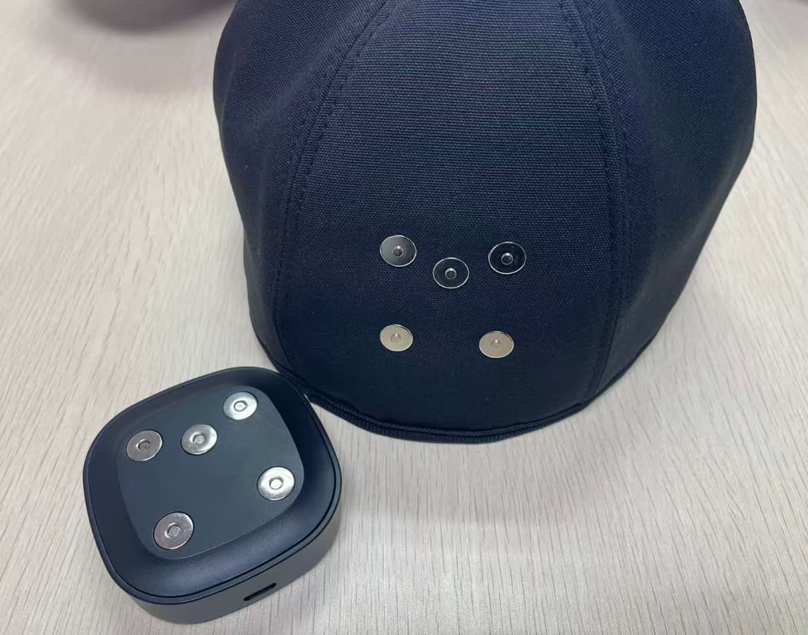 Magnetic contact points